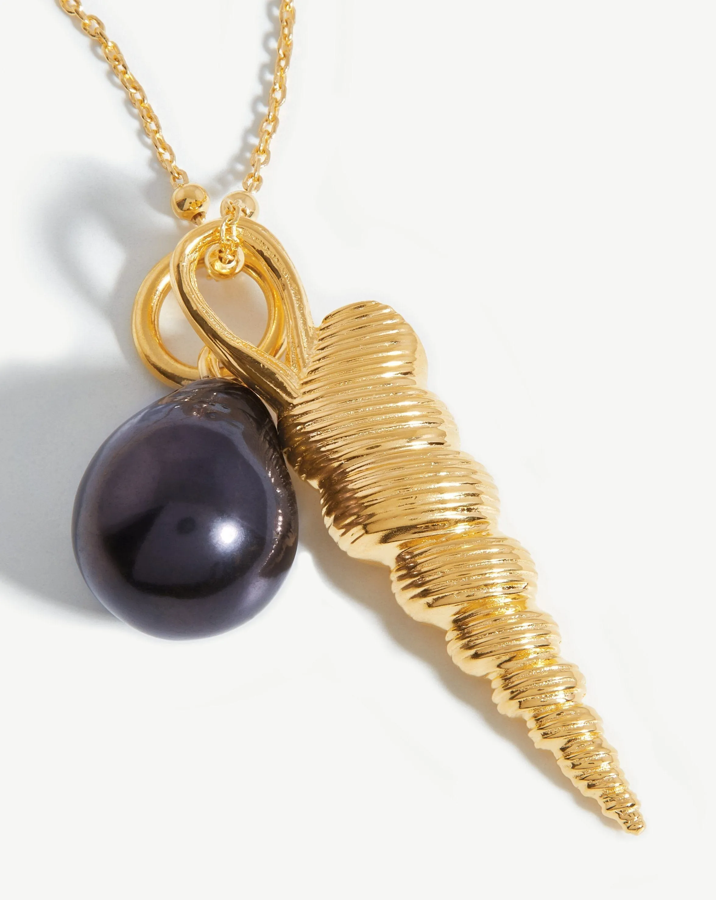 Baroque Pearl & Spiral Shell Pendant Necklace | 18ct Gold Plated/Grey Pearl