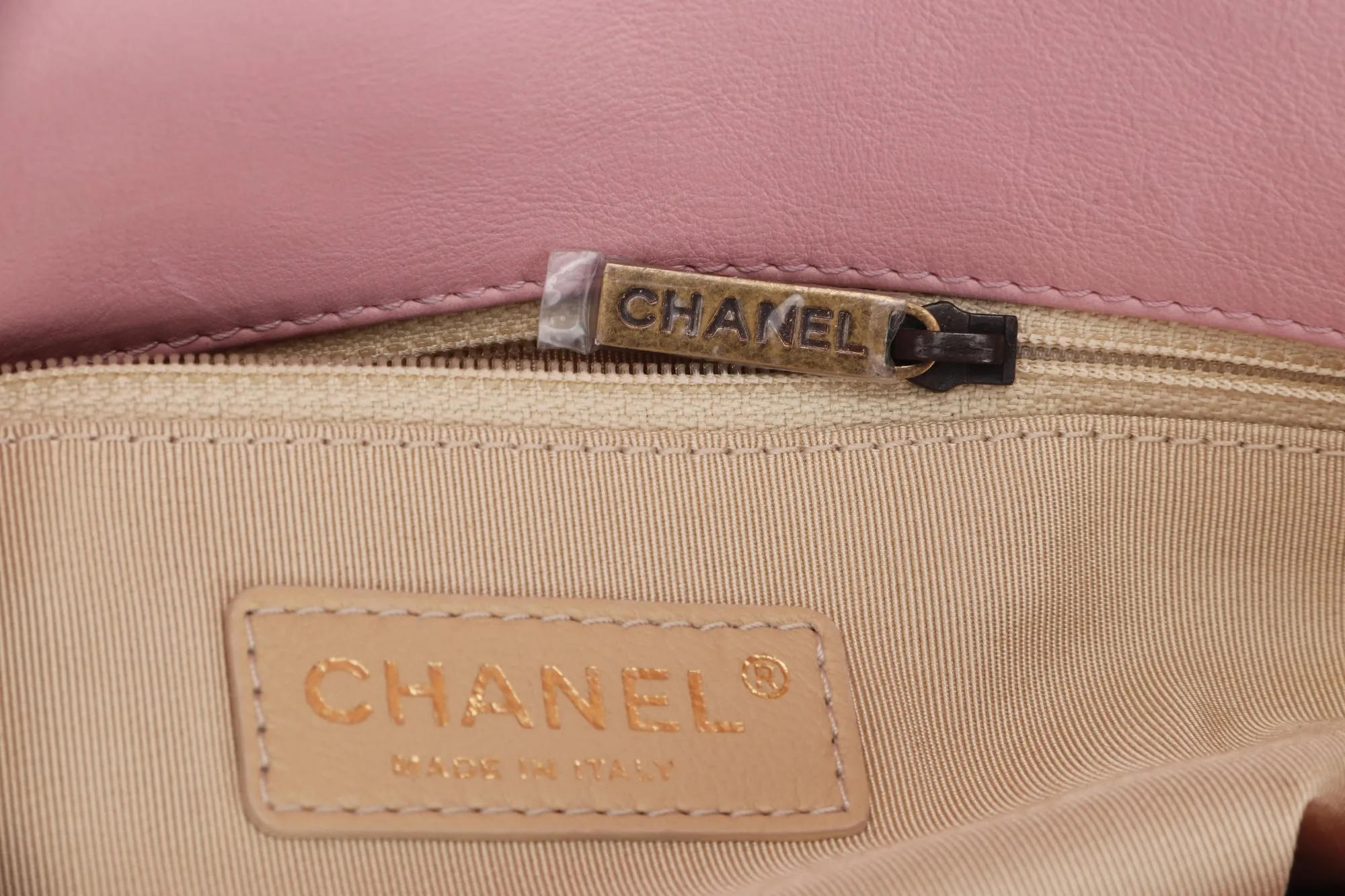 Chanel Quilted Pink Calf Leather Zippy Compartment Shoulder Bag (1875xxxx) width 28cm, Gold Chain, with Card & Dust Cover