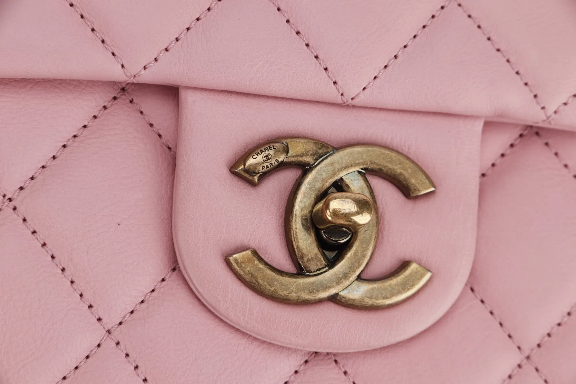 Chanel Quilted Pink Calf Leather Zippy Compartment Shoulder Bag (1875xxxx) width 28cm, Gold Chain, with Card & Dust Cover