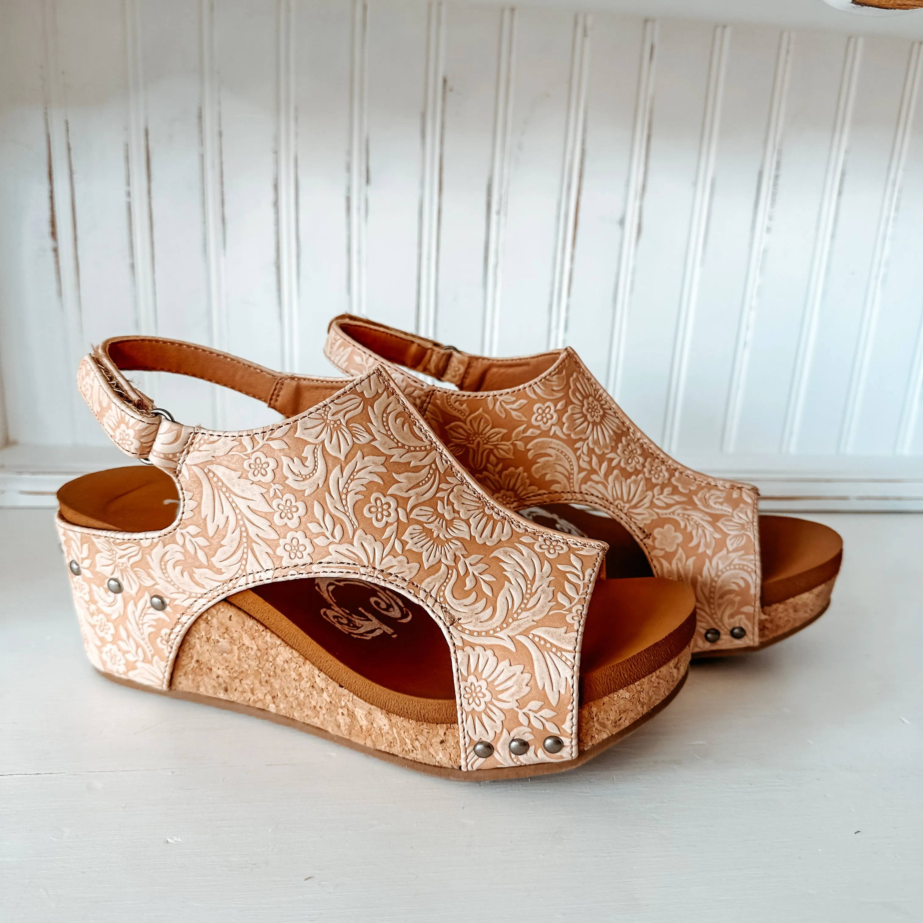 Isabella Tooled Wedge Sandal - Nude