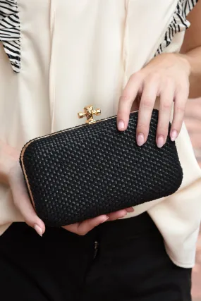 KNOT CLUTCH -BLACK