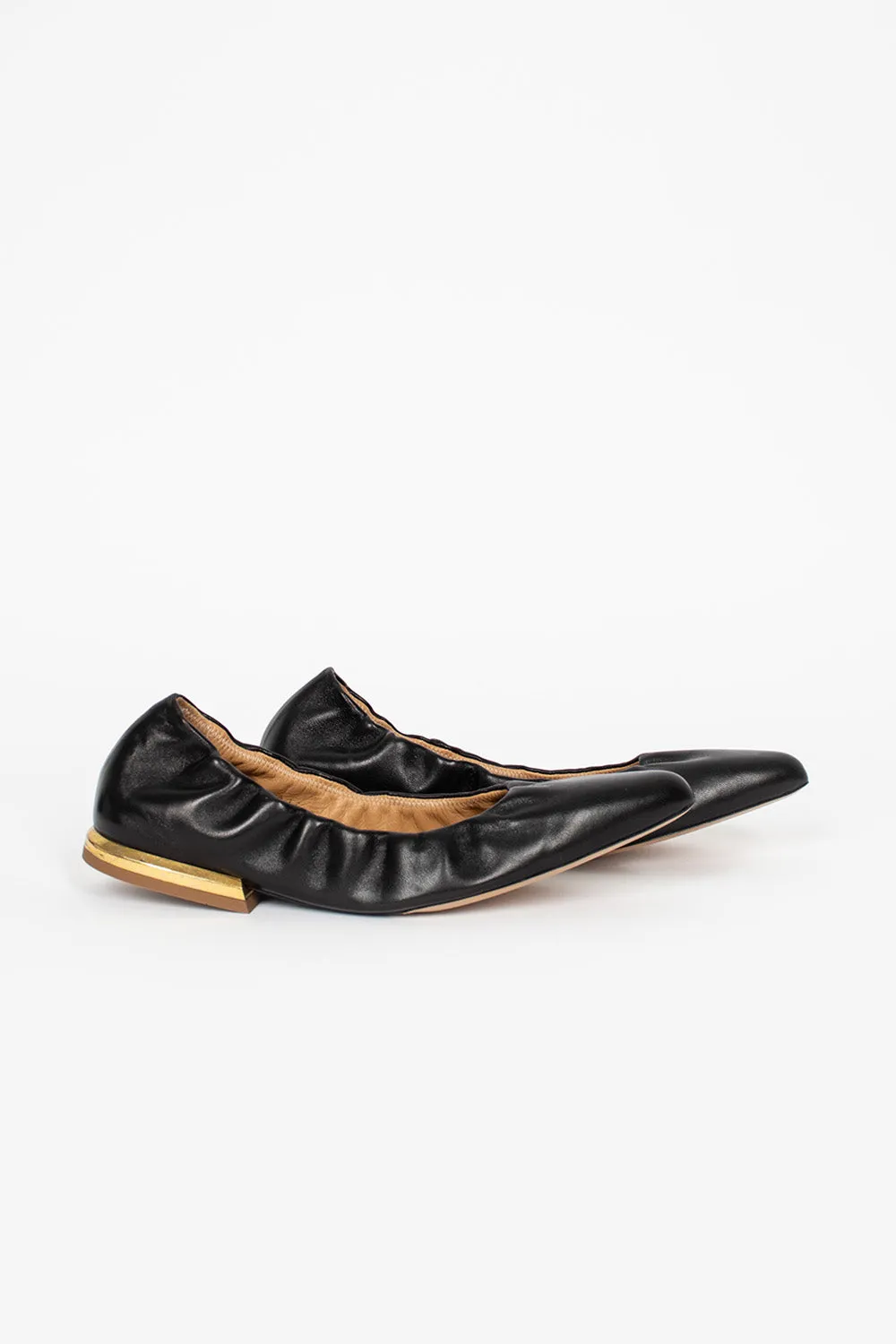 Leather Flat Black