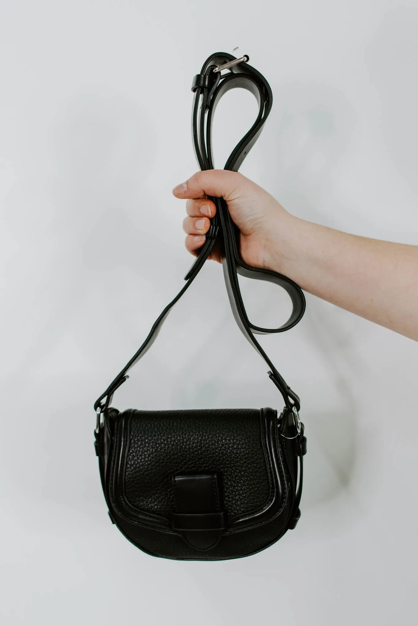 Tammy Commuter Crossbody Saddle Bag